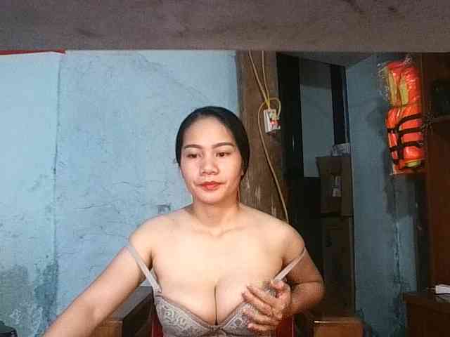 EllaShow93 webcam