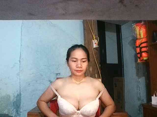 EllaShow93