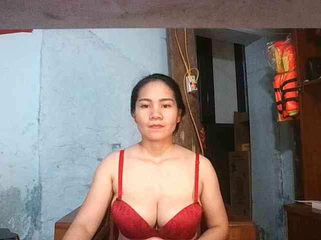 EllaShow93 webcam