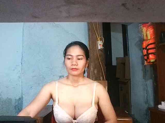 EllaShow93