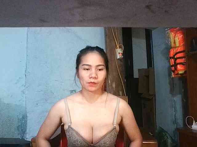 EllaShow93