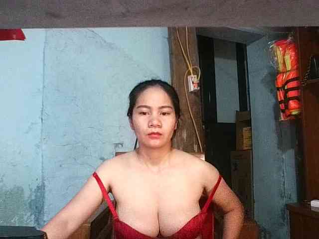 EllaShow93 webcam