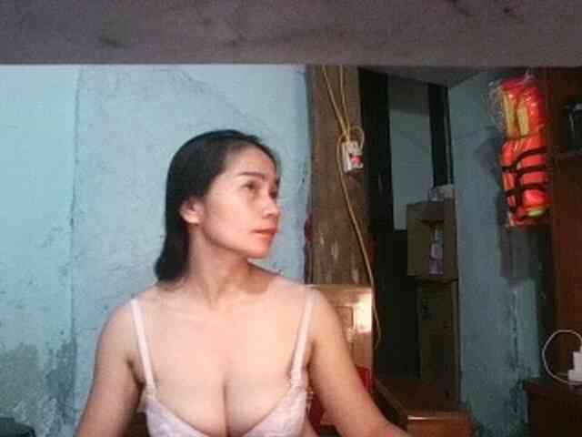 EllaShow93