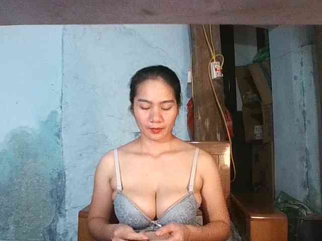 EllaShow93