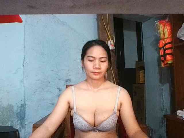 EllaShow93