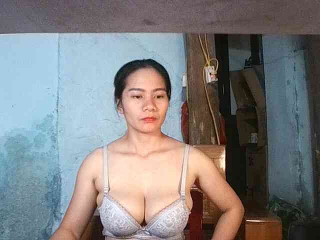 EllaShow93