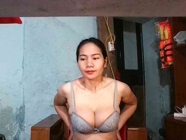 EllaShow93