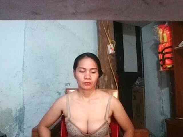 EllaShow93 webcam
