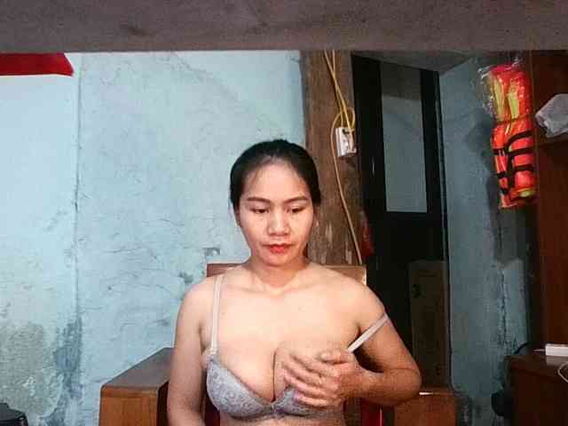 EllaShow93