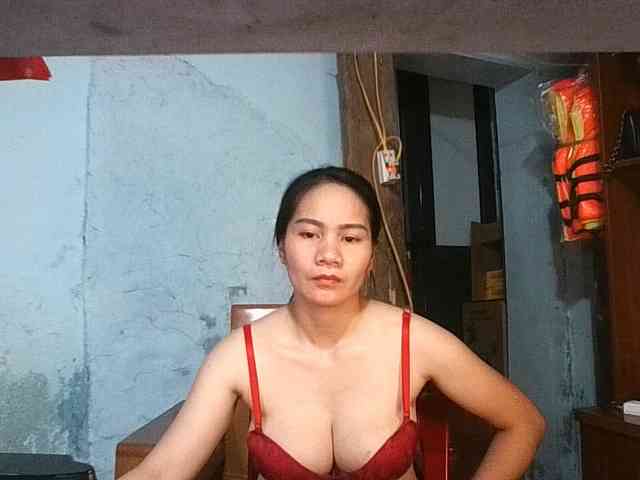 EllaShow93 webcam