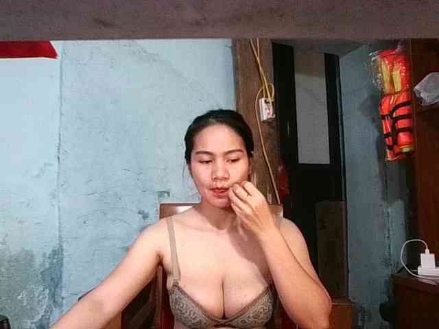 EllaShow93