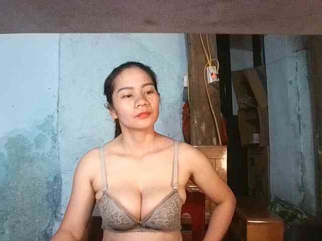 EllaShow93