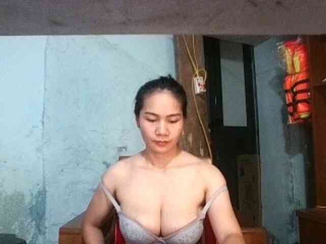 EllaShow93