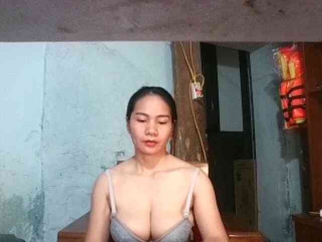 EllaShow93