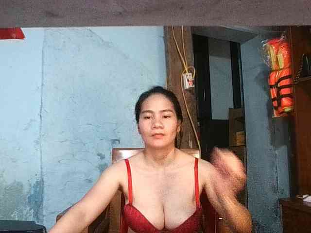 EllaShow93 webcam