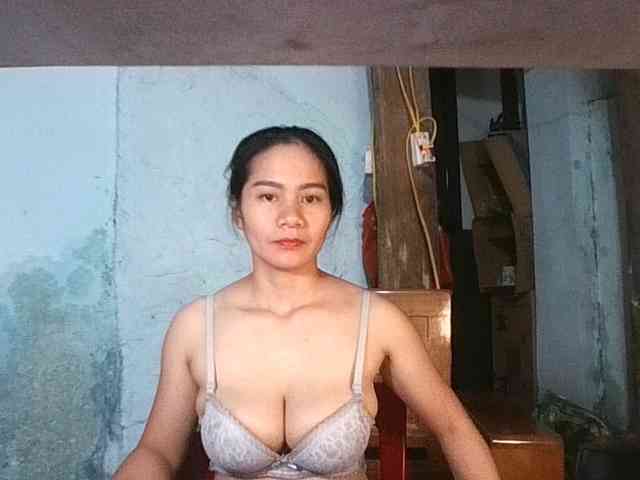 EllaShow93