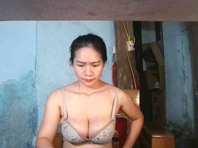 EllaShow93