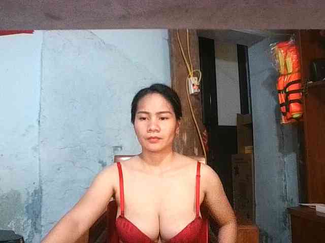 EllaShow93 webcam