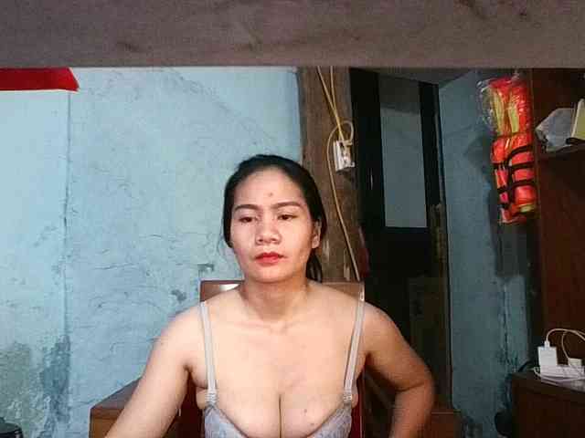 EllaShow93 webcam