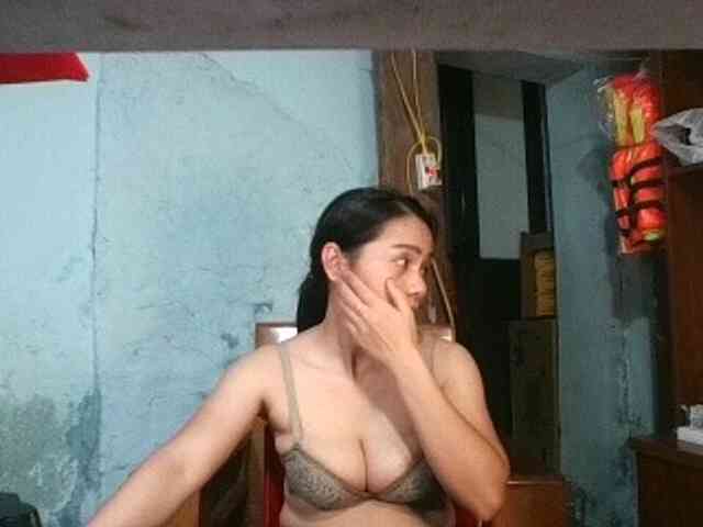 EllaShow93