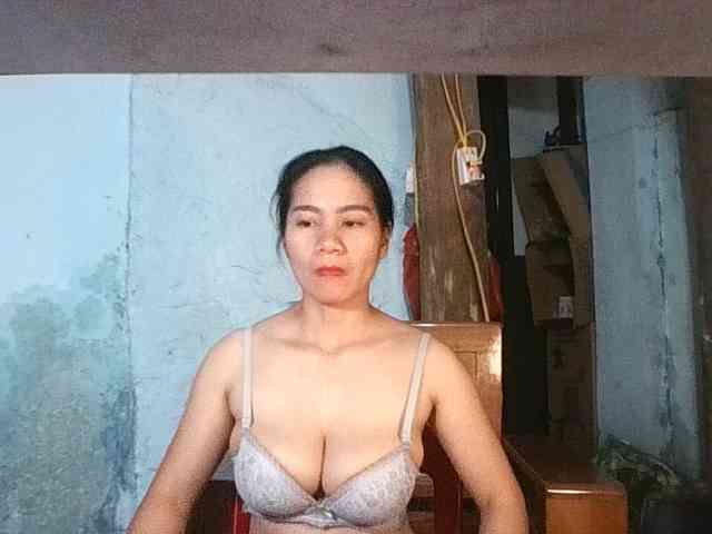 EllaShow93