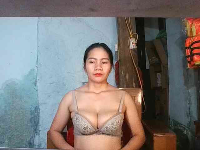 EllaShow93