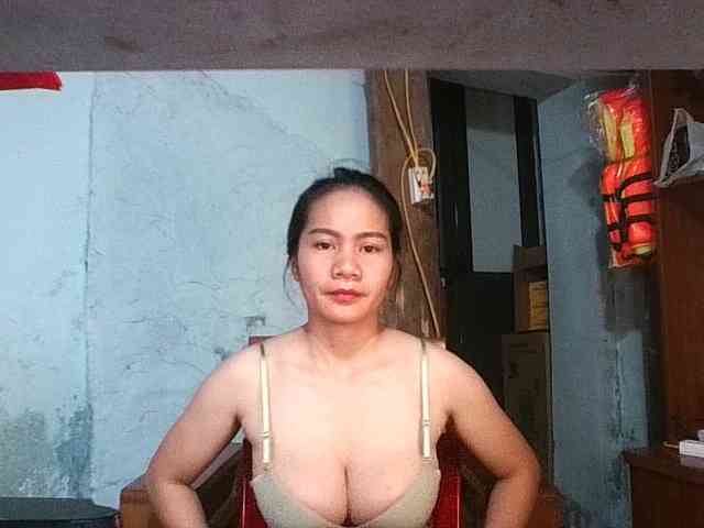 EllaShow93 webcam