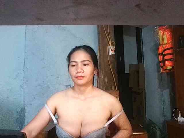 EllaShow93 webcam