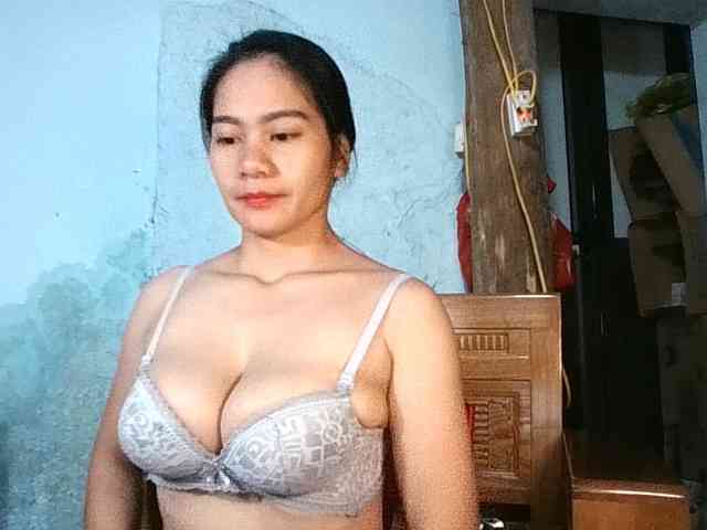 EllaShow93