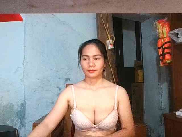 EllaShow93