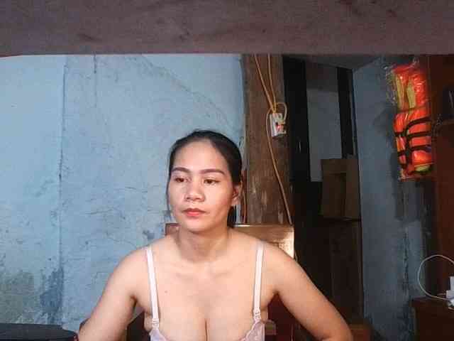 EllaShow93 webcam
