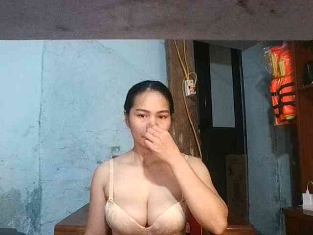 EllaShow93