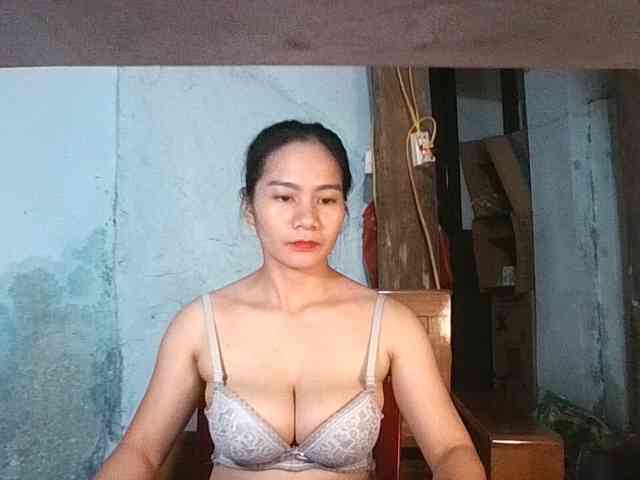 EllaShow93