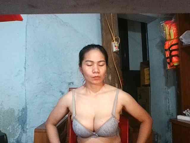 EllaShow93