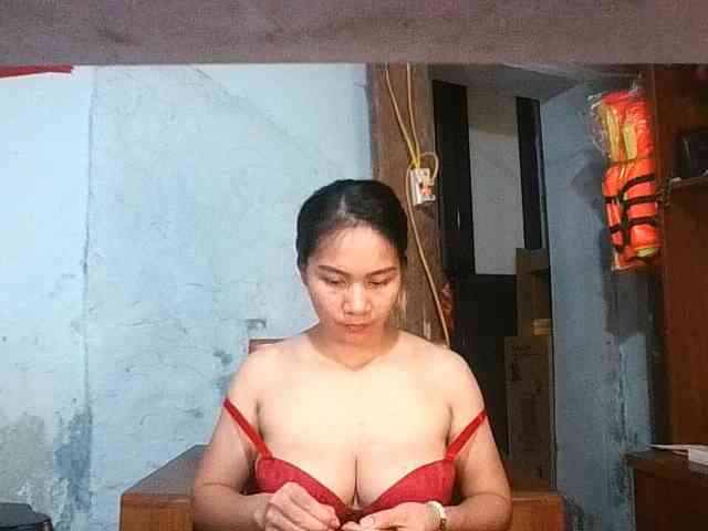 EllaShow93 webcam