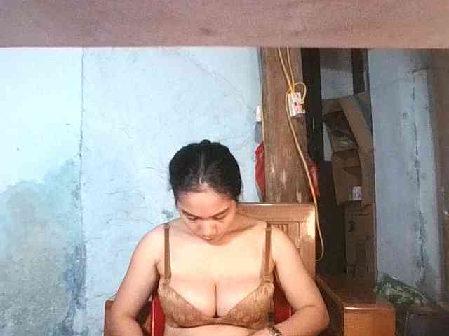 EllaShow93