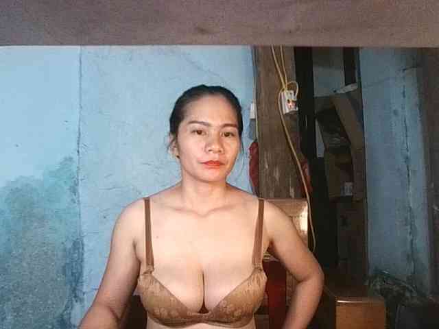 EllaShow93