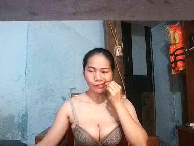 EllaShow93