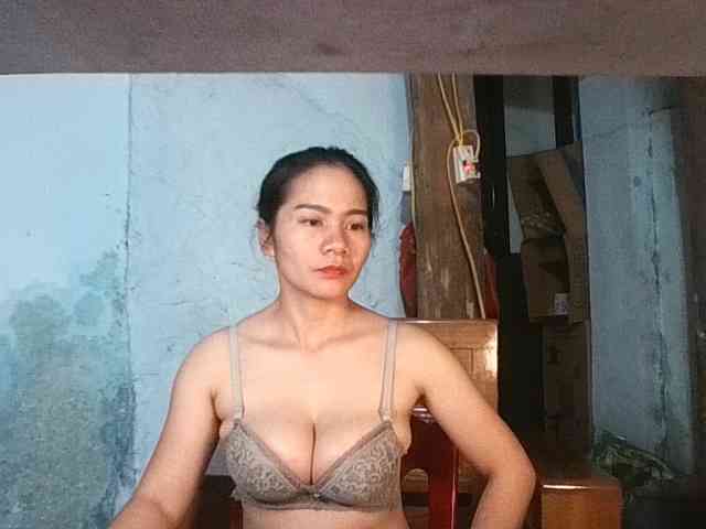 EllaShow93