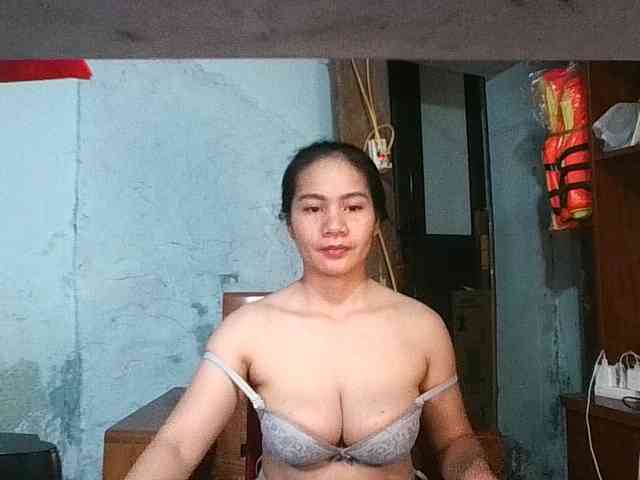 EllaShow93 webcam