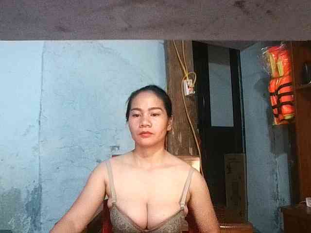 EllaShow93