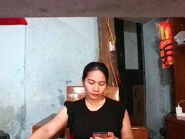 EllaShow93