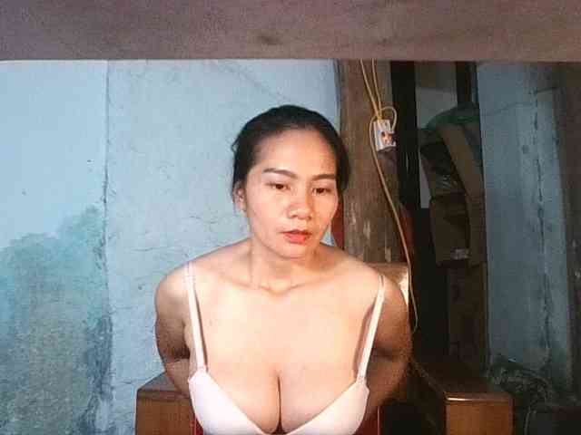 EllaShow93