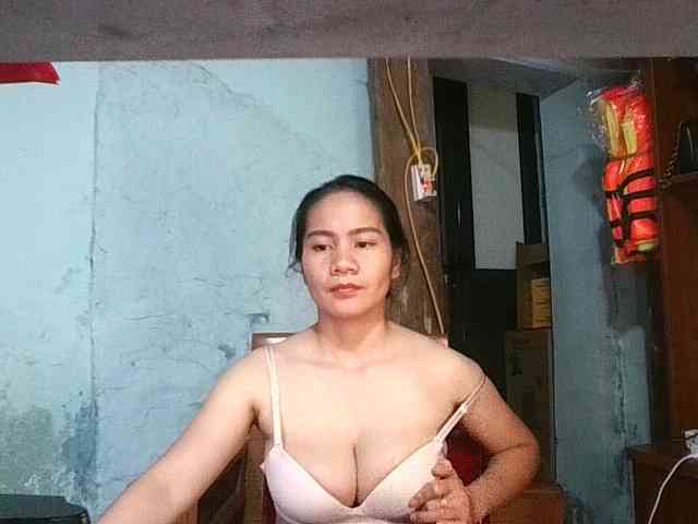 EllaShow93