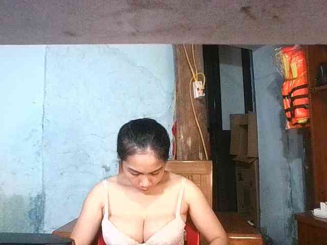 EllaShow93