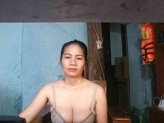 EllaShow93 webcam