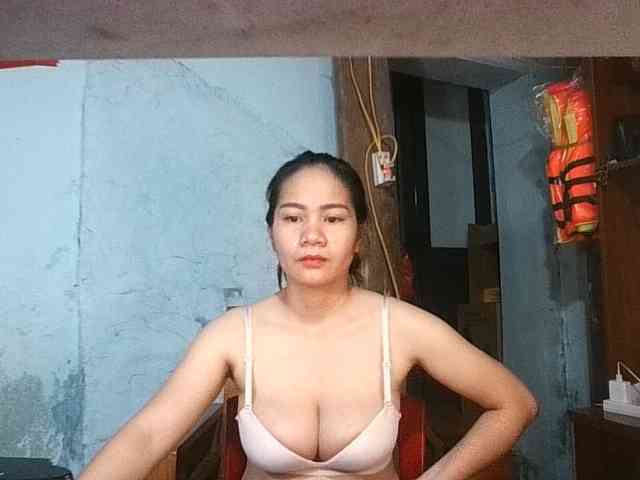 EllaShow93 webcam
