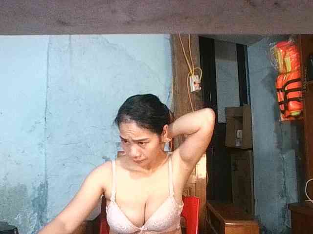 EllaShow93