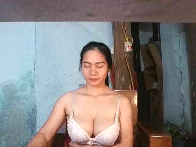 EllaShow93
