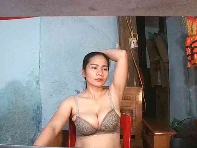EllaShow93